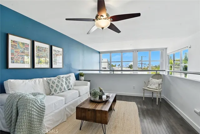 $2,200,000 | 2203 3rd Street, Unit 1, Santa Monica, CA 90405