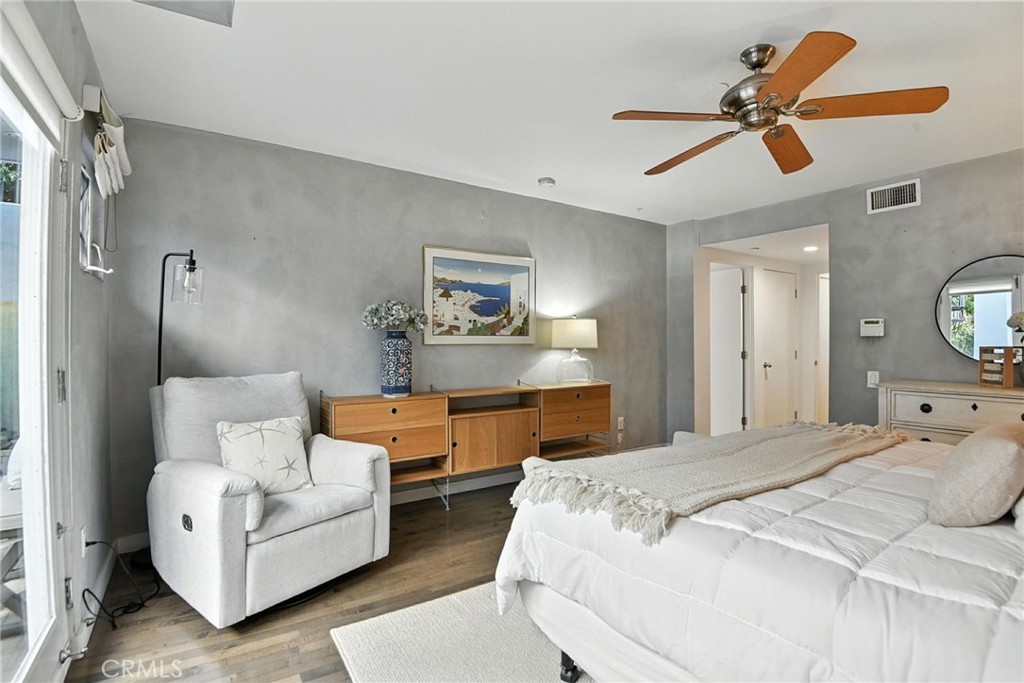 2203 3rd Street, Unit 1 Santa Monica, CA 90405 - Photo 24 of 46 a bedroom with a bed couch and window