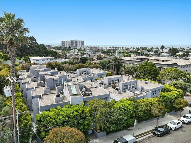 $2,200,000 | 2203 3rd Street, Unit 1, Santa Monica, CA 90405