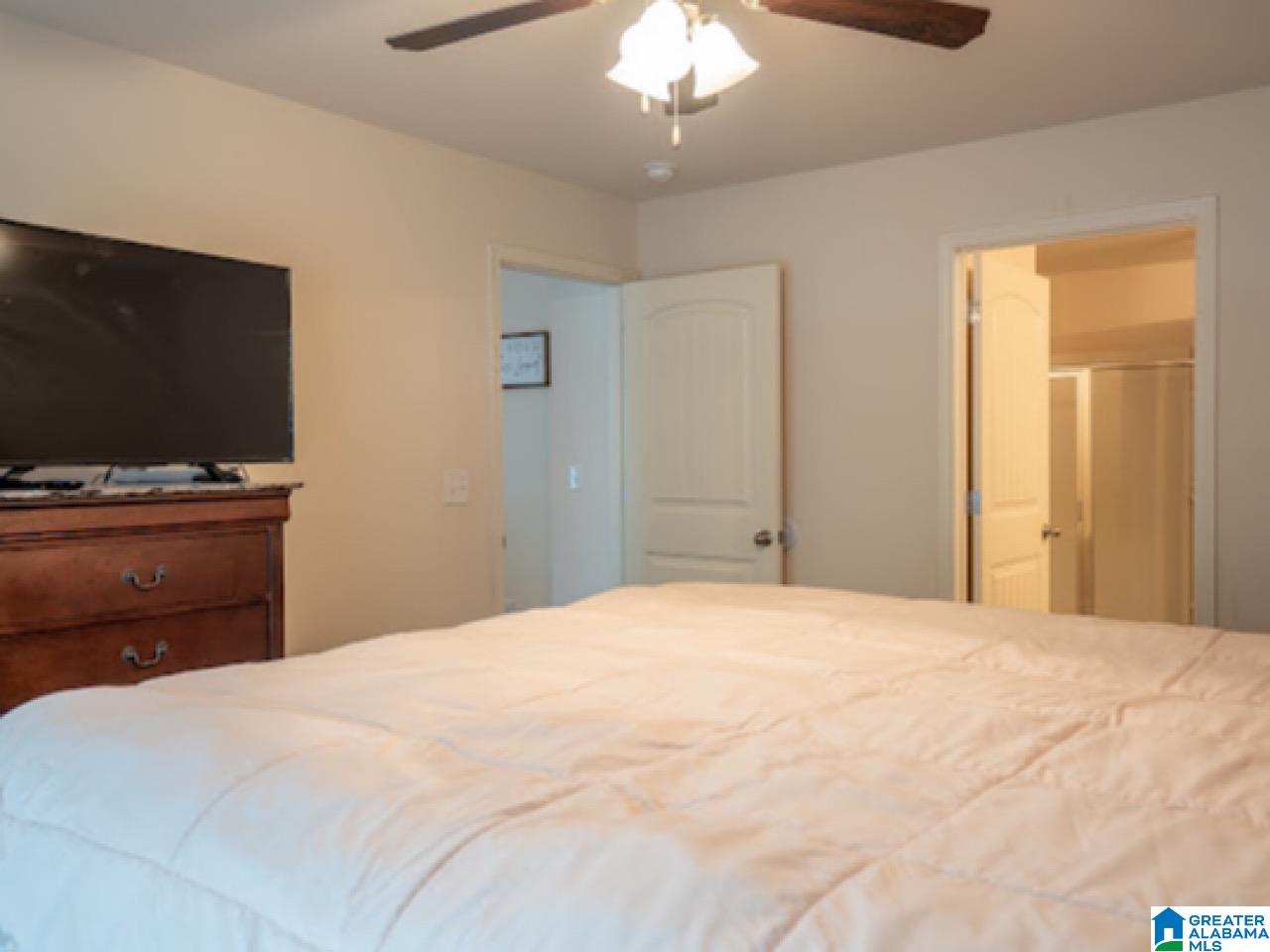 2042 Kerry Circle Calera, AL 35040 - Photo 13 of 26
