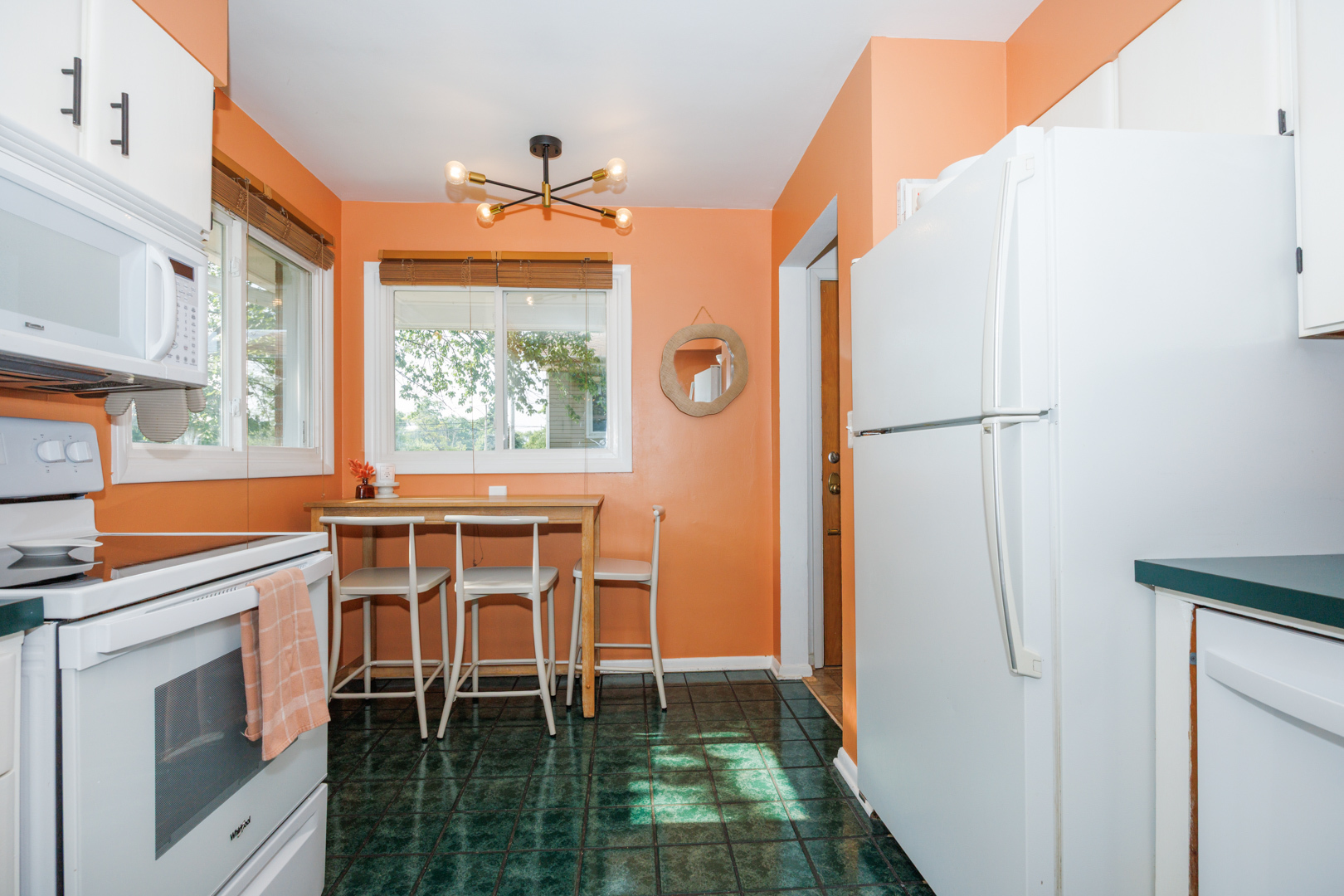 103 North Adelaide Street Normal, IL 61761 - Photo 4 of 42 Gallery Image 4