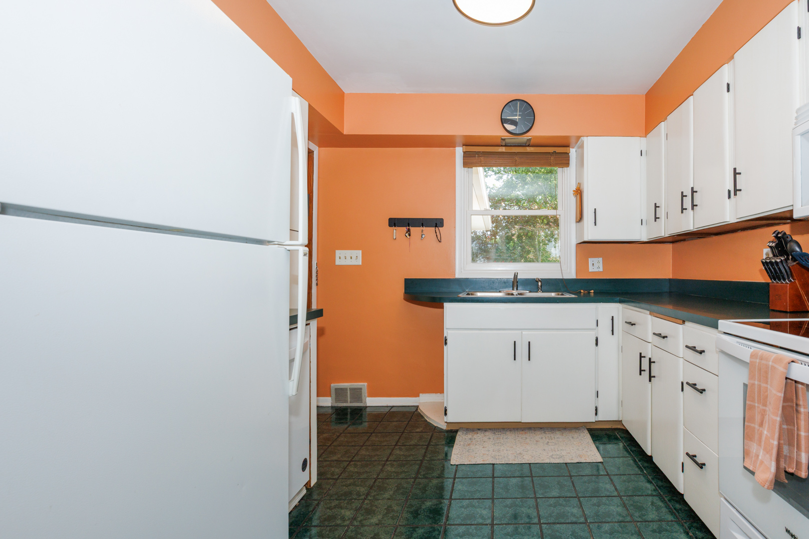 103 North Adelaide Street Normal, IL 61761 - Photo 6 of 42 Gallery Image 6