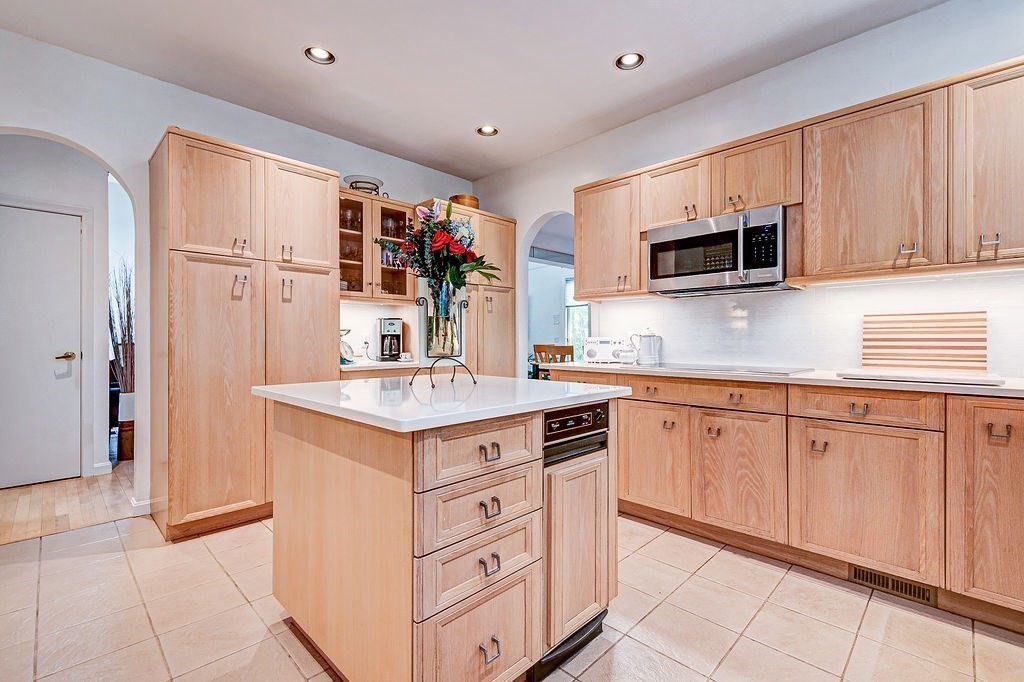 234 Belknap Road Framingham, MA 01701 - Photo 12 of 40 Gallery Image 12