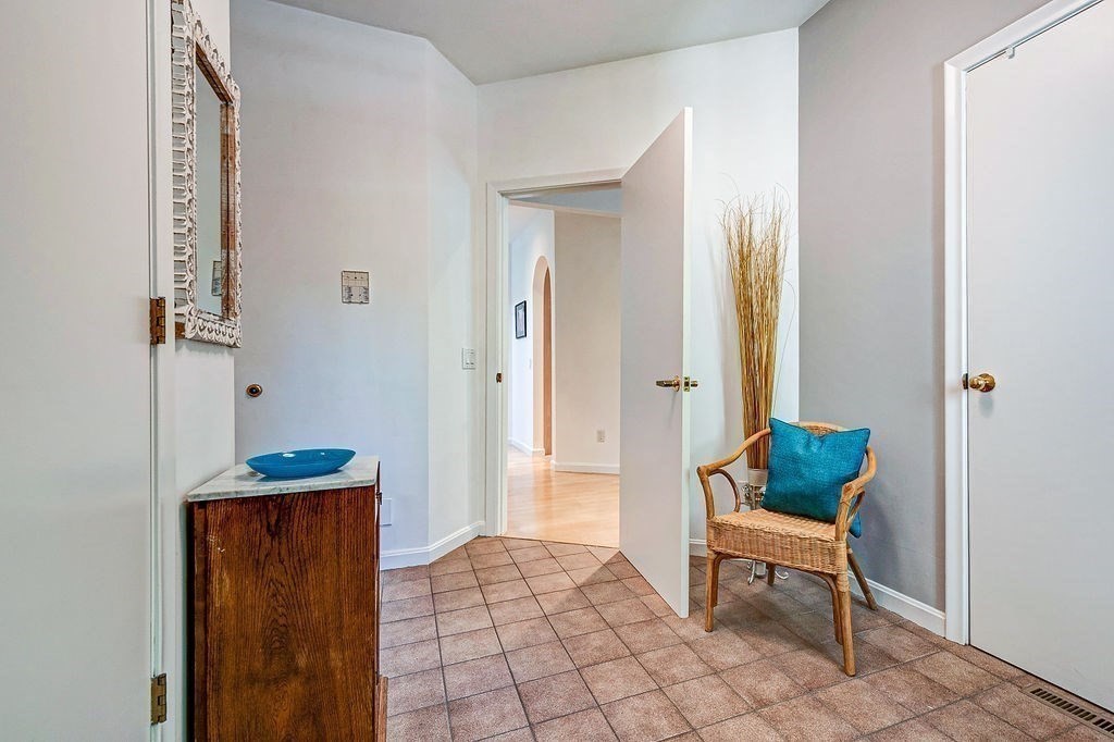 234 Belknap Road Framingham, MA 01701 - Photo 18 of 40 Gallery Image 18