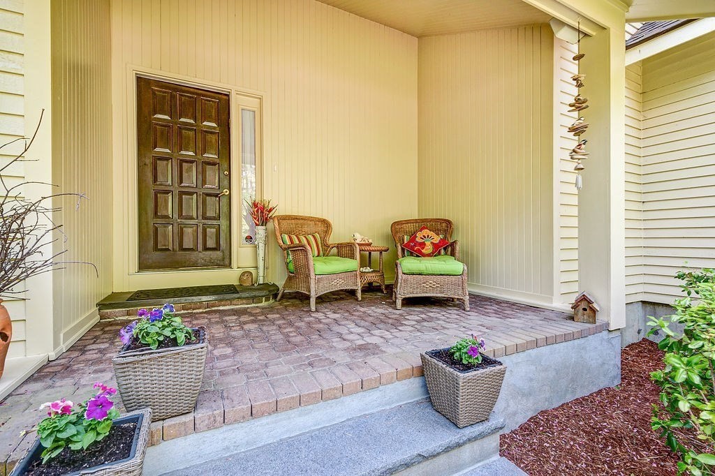 234 Belknap Road Framingham, MA 01701 - Photo 2 of 40 Gallery Image 2