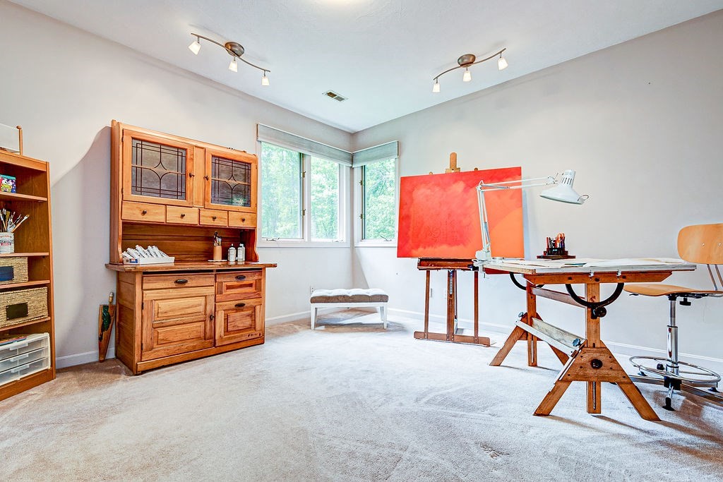 234 Belknap Road Framingham, MA 01701 - Photo 32 of 40 Gallery Image 32