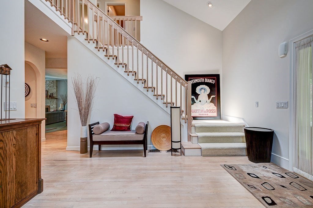 234 Belknap Road Framingham, MA 01701 - Photo 4 of 40 Gallery Image 4
