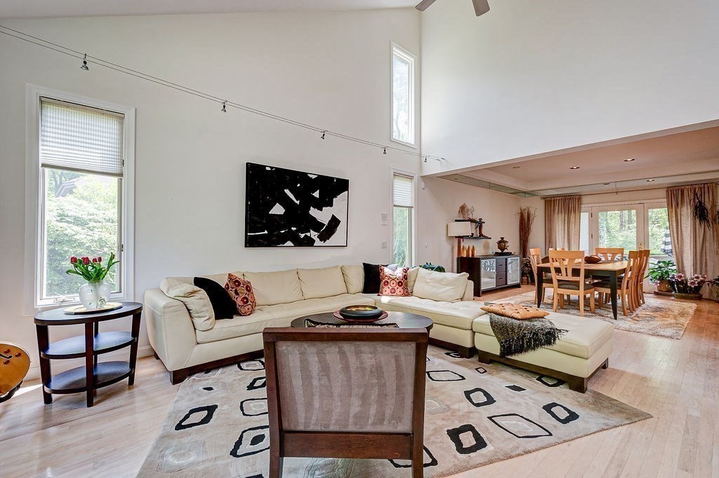 234 Belknap Road Framingham, MA 01701 - Photo 8 of 40 Gallery Image 8
