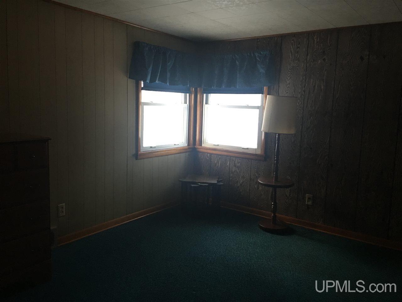 230 Bluff Street Ishpeming, MI 49849 - Photo 17 of 34