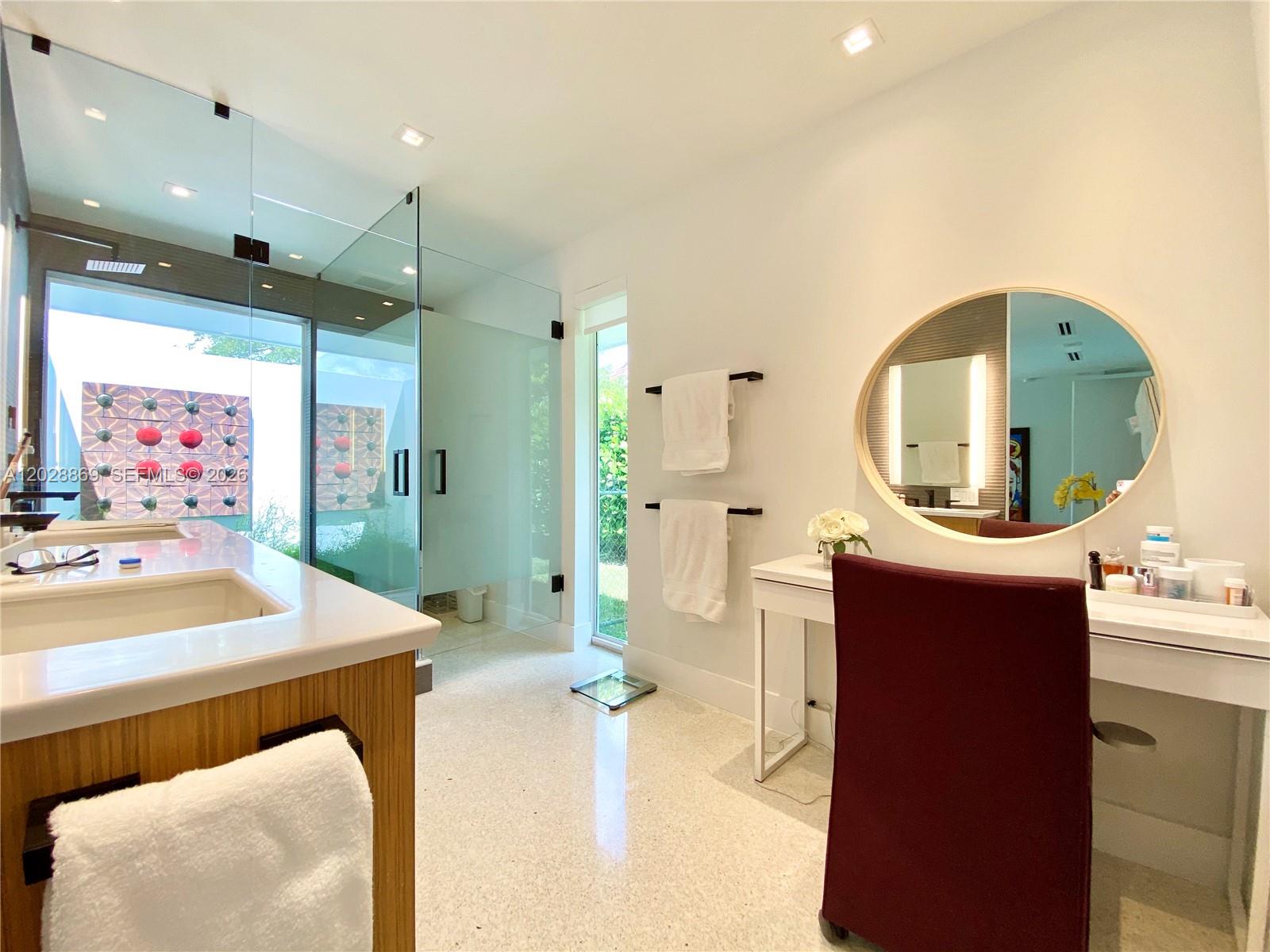 9121 Southwest 85th Street Miami, FL 33173 - Photo 16 of 52