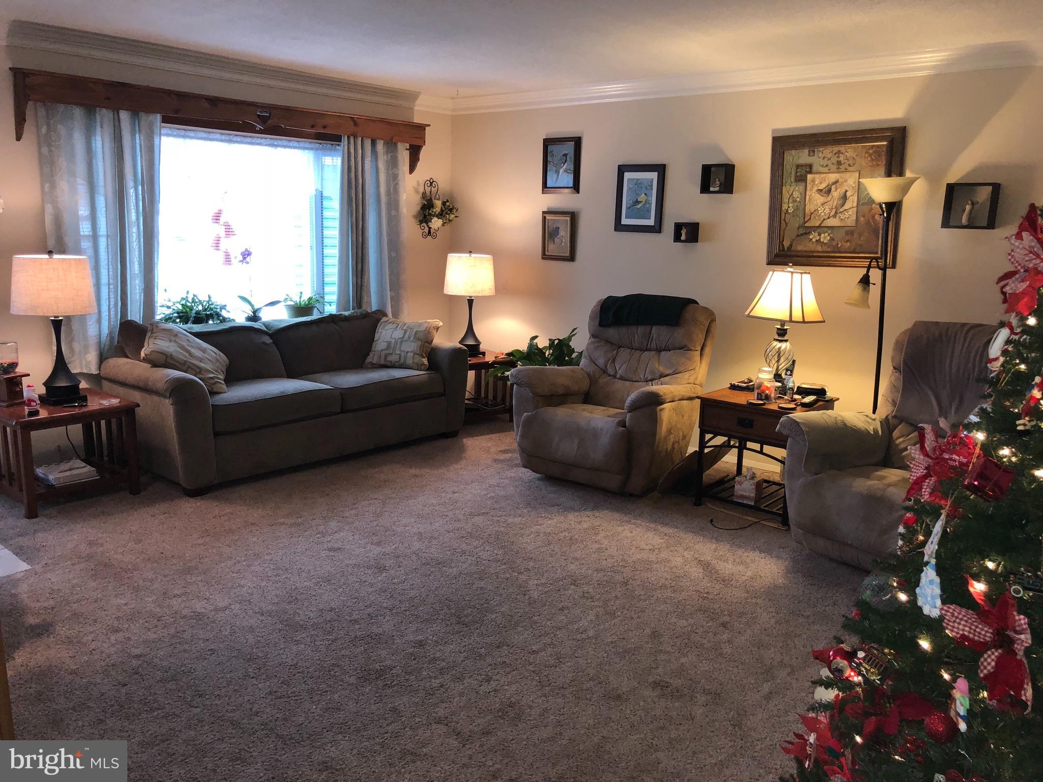 902 Fall Ridge Way Gambrills, MD 21054 - Photo 6 of 28 Living Room
