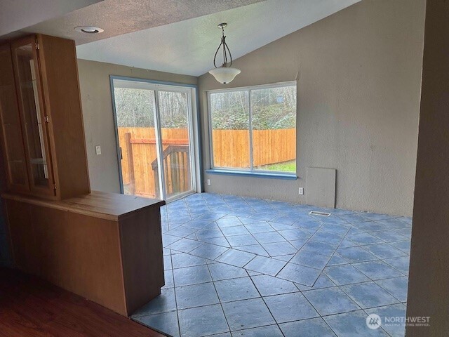 210 Pilgrim Road Castle Rock, WA 98611 - Photo 17 of 22 Gallery Image 17