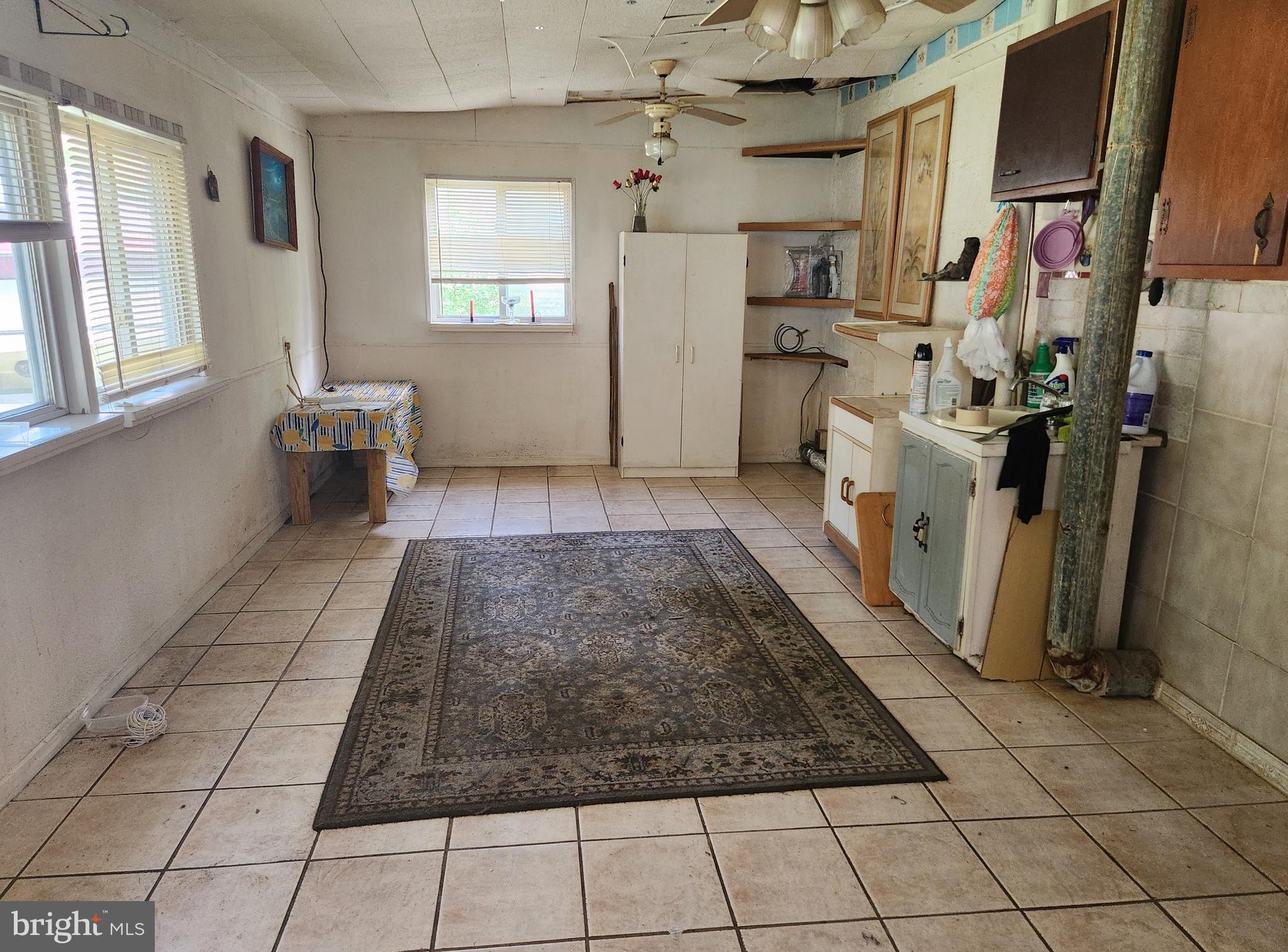 217 Robin Road Millville, NJ 08332 - Photo 8 of 10 Gallery Image 8
