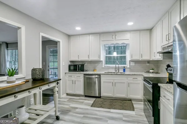 $5,200 | 65 Juliana Drive, Ellenwood, GA 30294