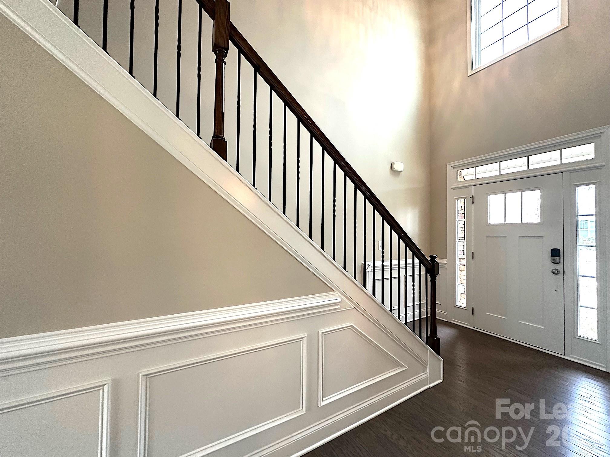 9407 Inverness Bay Road Charlotte, NC 28278 - Photo 3 of 39