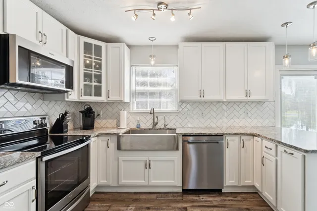 $362,900 | 7784 Corsican Circle, Avon, IN 46123