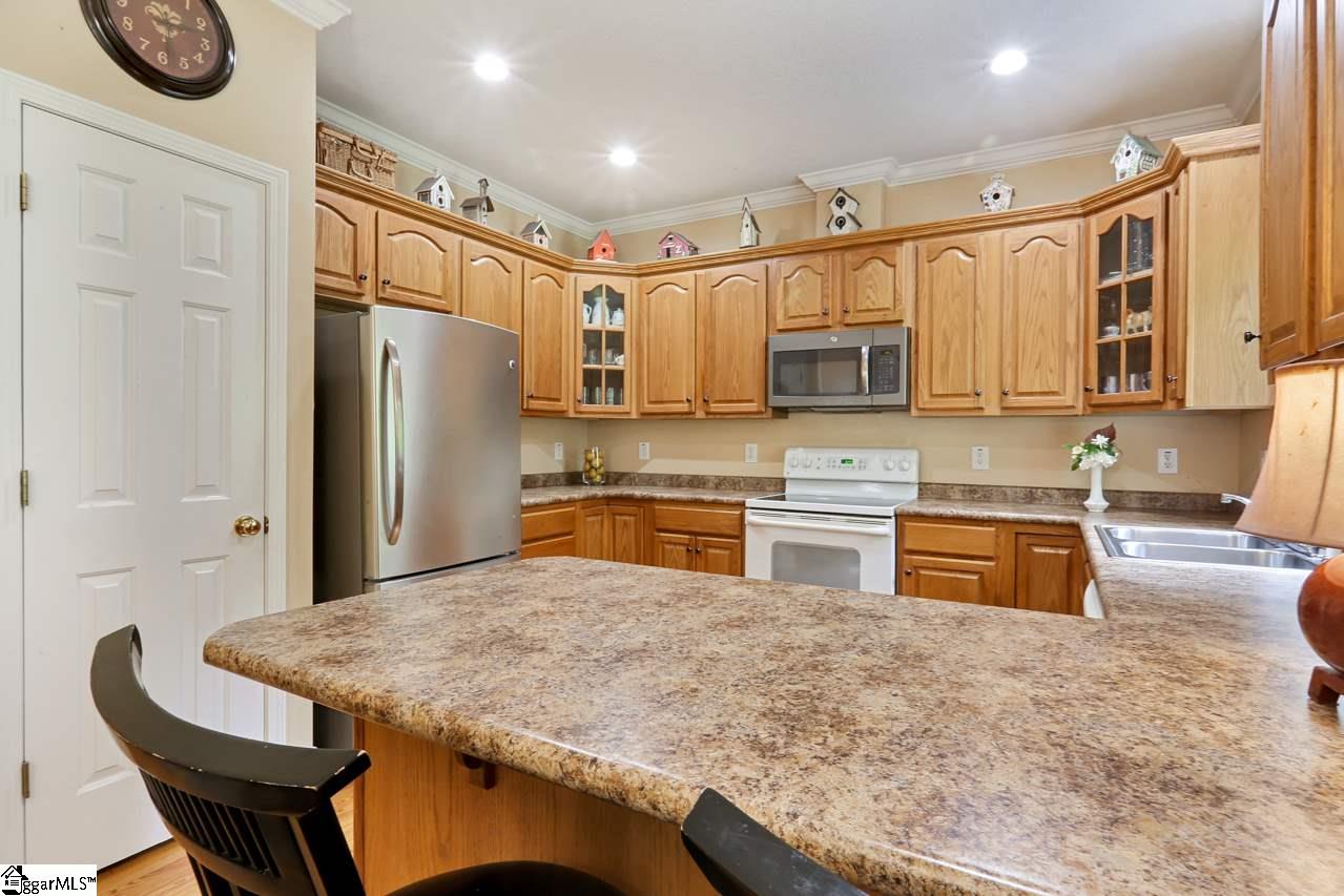 8 Cunningham Point Court Greer, SC 29651 - Photo 15 of 36