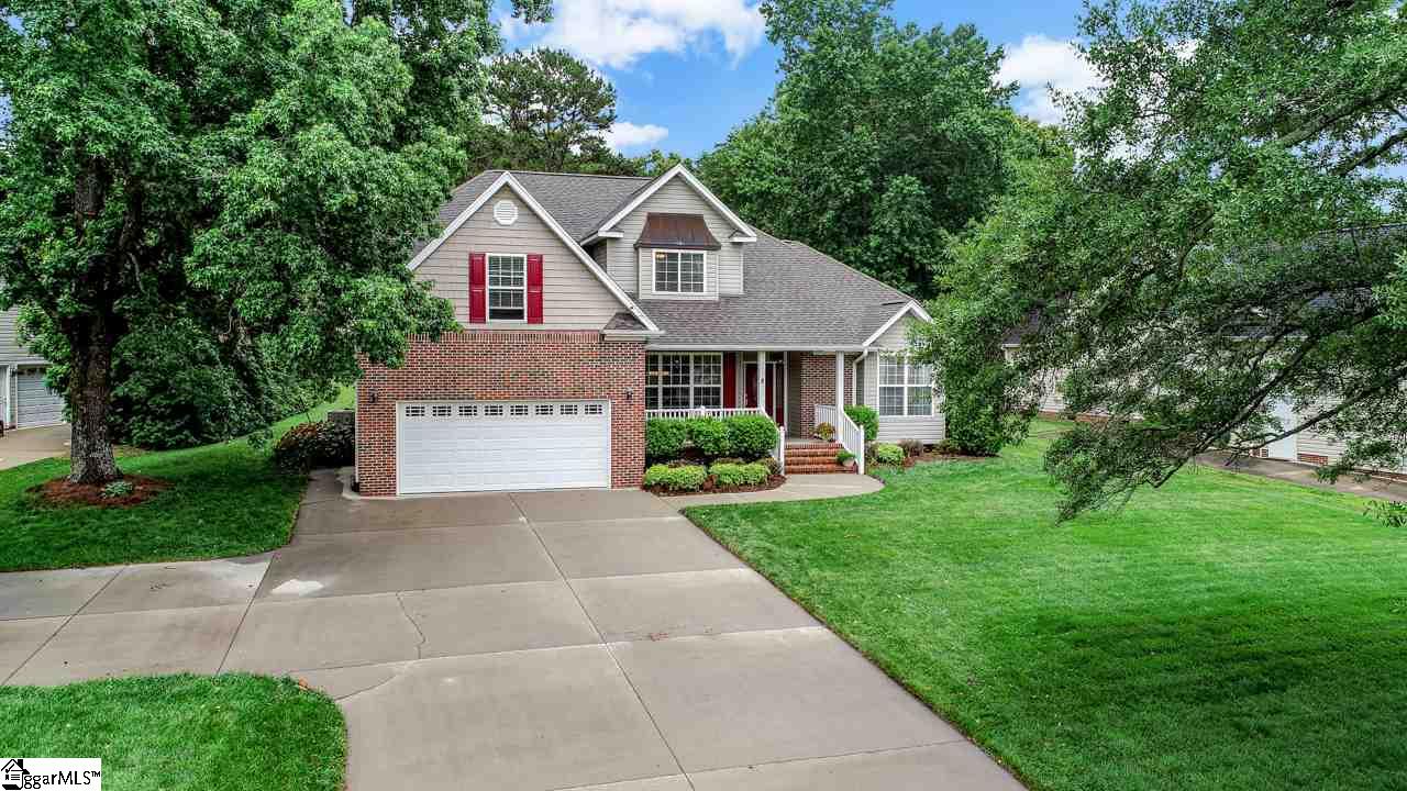 8 Cunningham Point Court Greer, SC 29651 - Photo 3 of 36