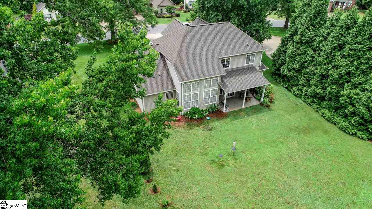 8 Cunningham Point Court Greer, SC 29651 - Photo 5 of 36