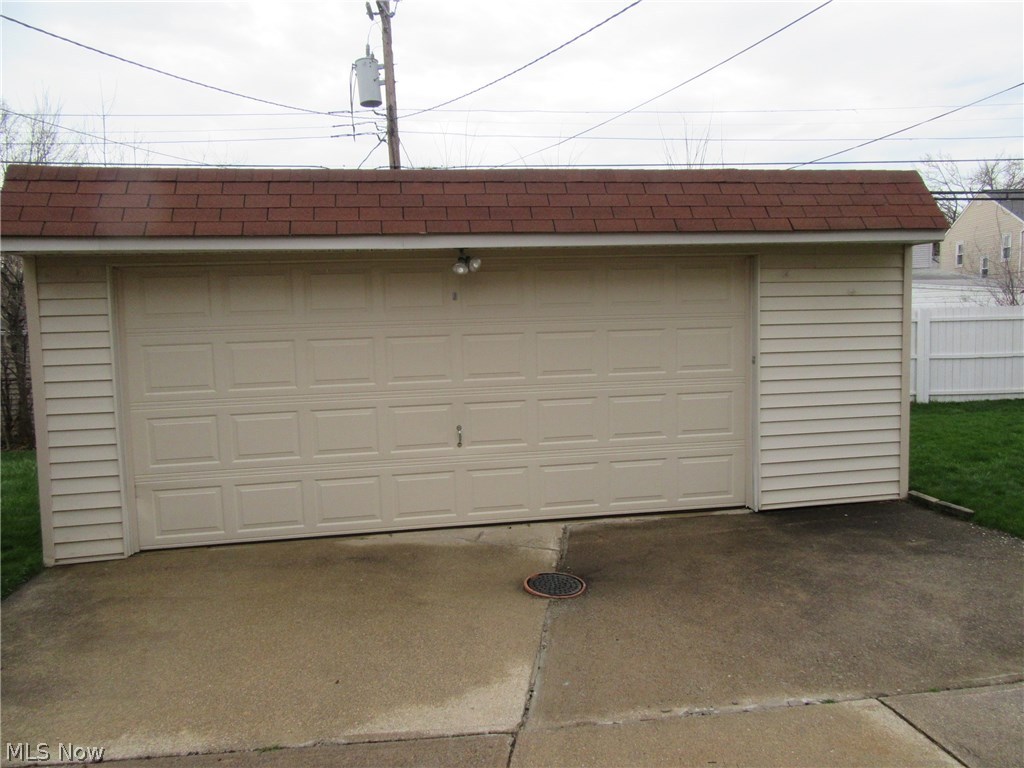 4095 Linnell Road Cleveland, OH 44121 - Photo 22 of 24 Gallery Image 22