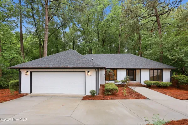$489,000 | 200 Devonshire Avenue West, Seven Lakes, NC 27376