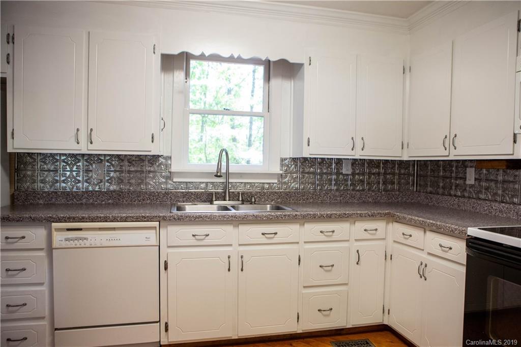 6096 Flowes Store Road Concord, NC 28025 - Photo 10 of 41 Gallery Image 10