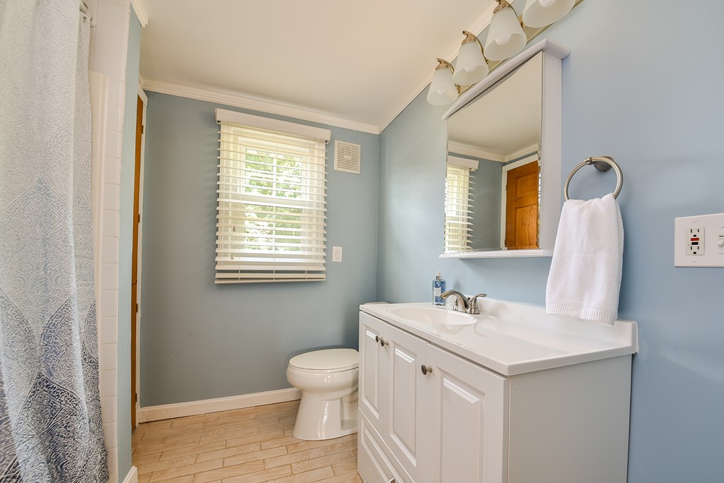 5 Gilbert Road Natick, MA 01760 - Photo 13 of 18 Gallery Image 13