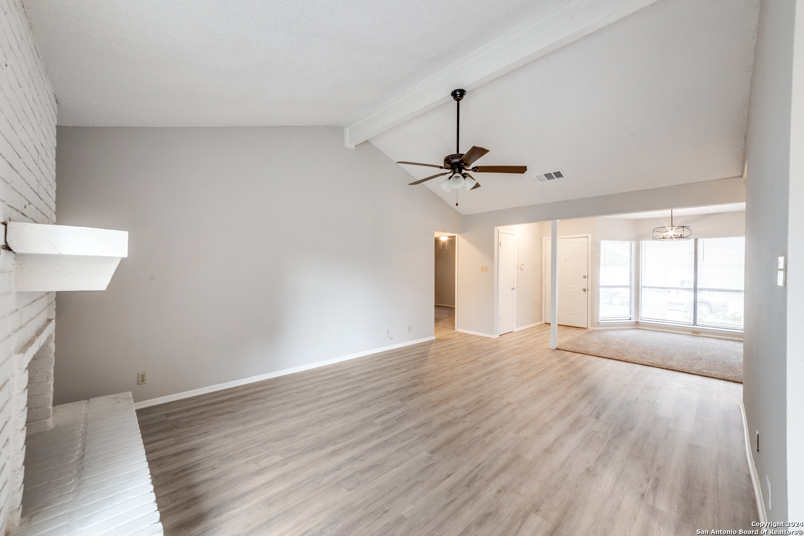 9743 Cylburn Converse, TX 78109 - Photo 15 of 25