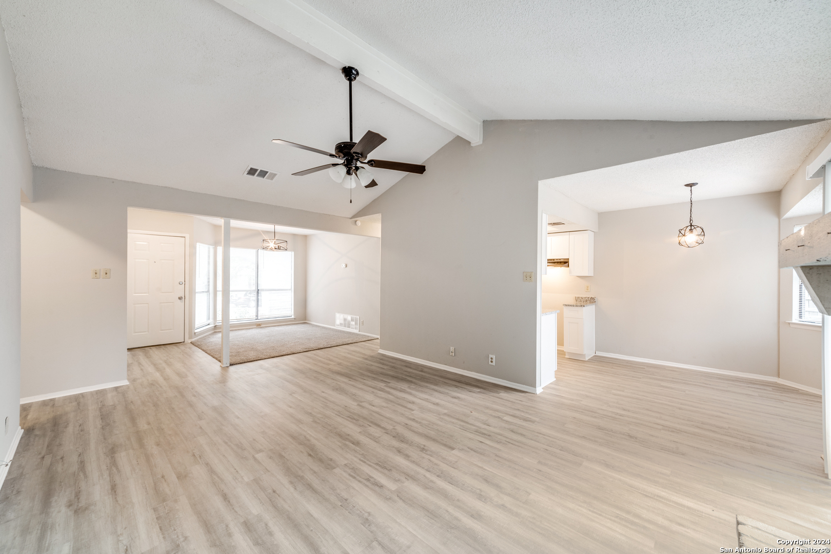 9743 Cylburn Converse, TX 78109 - Photo 16 of 25