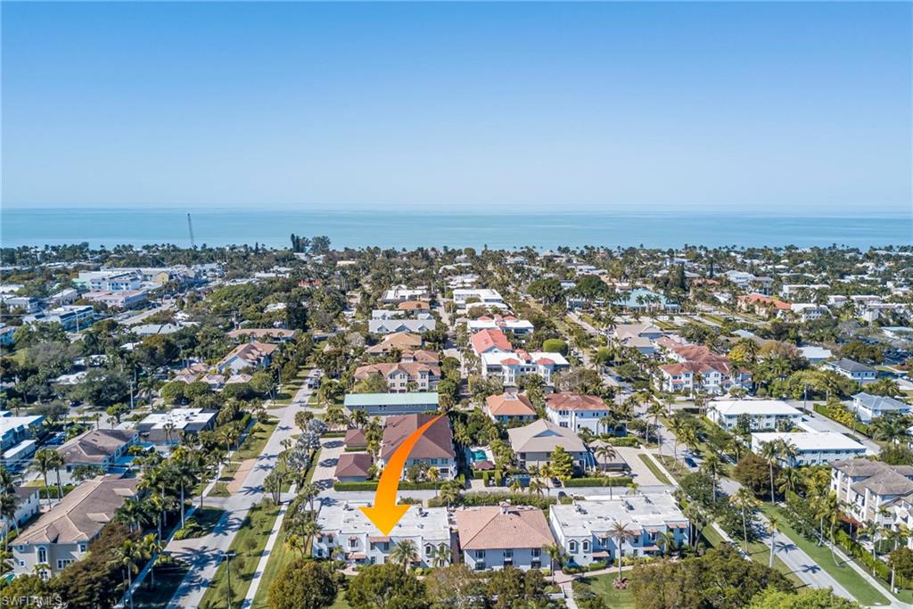 1070 6th Street South, Unit 1070 Naples, FL 34102 - Photo 7 of 41 Aerial view of property's location featuring nearby Cambier Park, just a few blocks to beach access, 5th Ave, 3rd Ave...