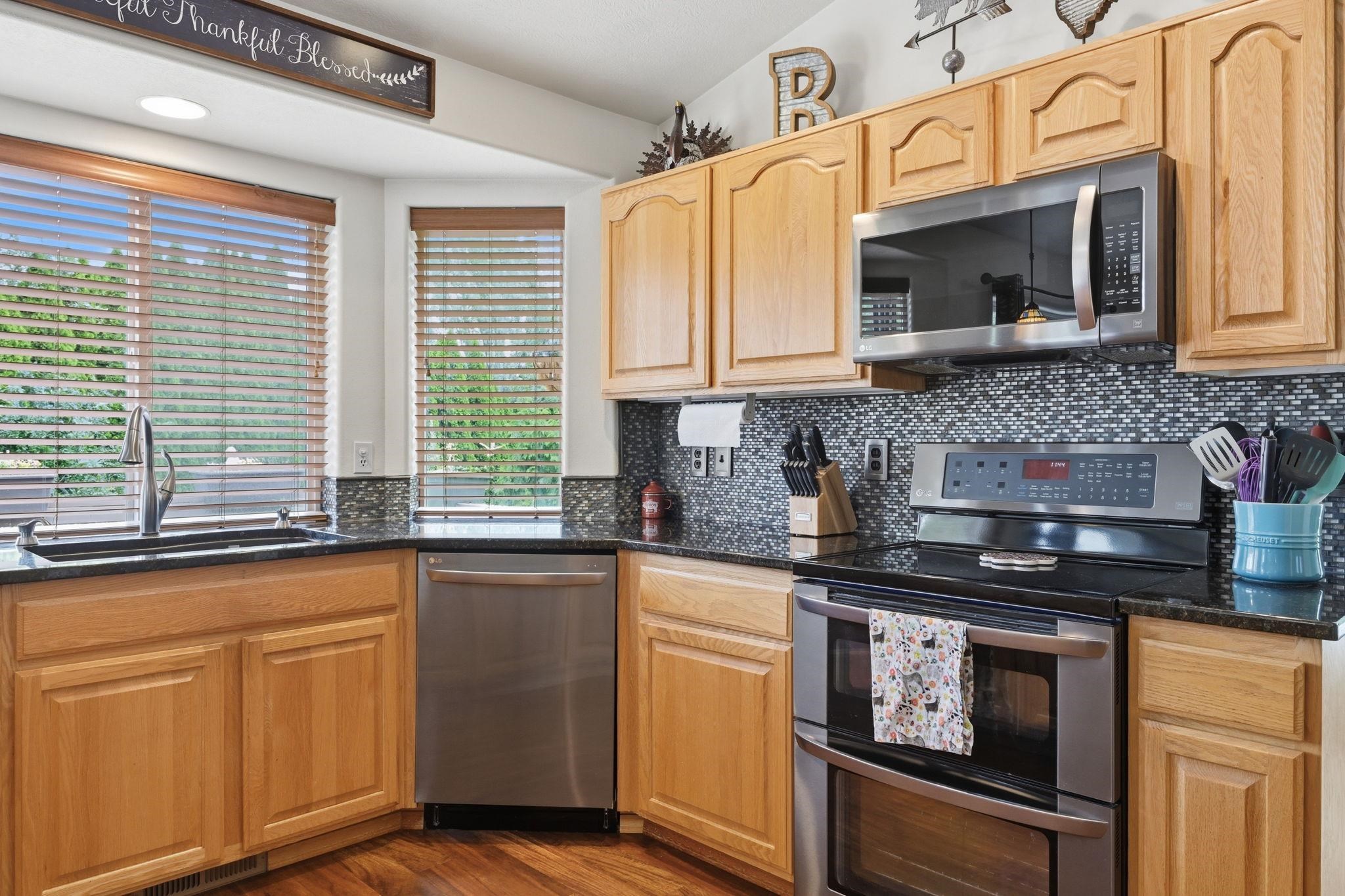 3615 South Sunderland Road Spokane, WA 99206 - Photo 7 of 44