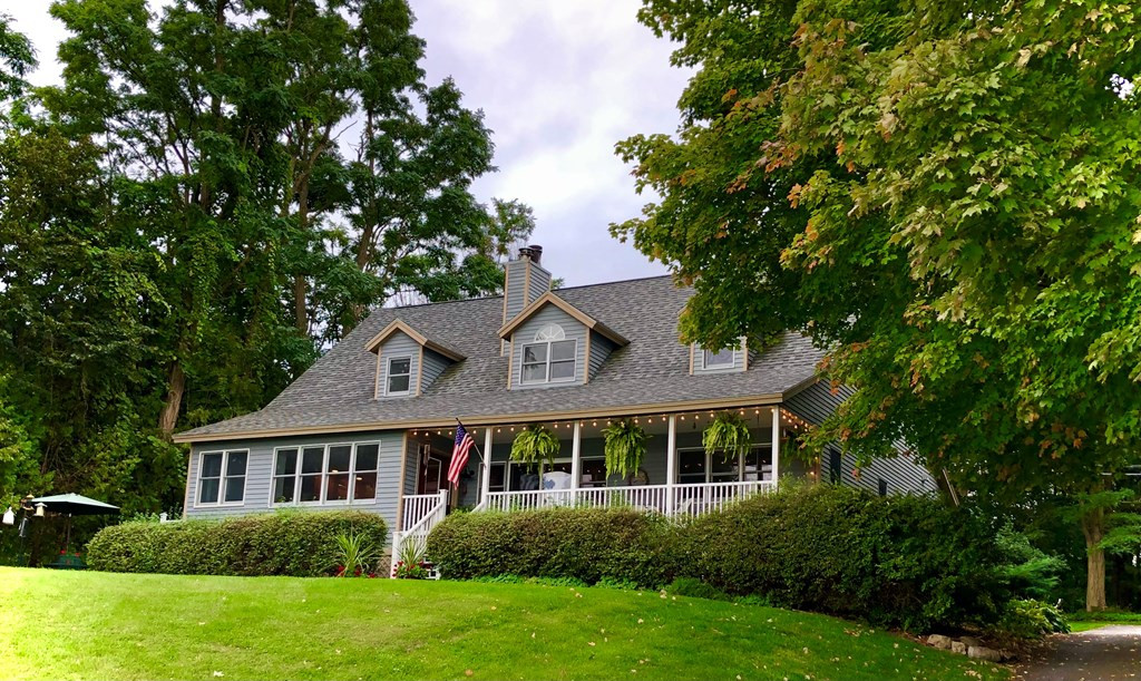 931 Cumberland Head Road Plattsburgh, NY 12901 - Photo 4 of 73 Gallery Image 4