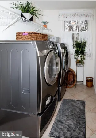 $720,000 | 100 Odessa Way, Newark, DE 19711