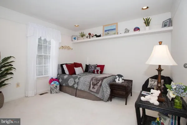 $720,000 | 100 Odessa Way, Newark, DE 19711