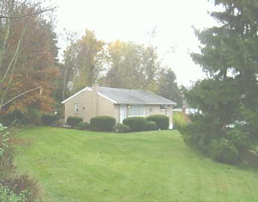 1234 Universal Road Penn Hills, PA 15235 - Photo 2 of 3 Exterior Front.