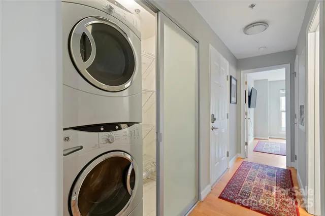 $229,000 | 505 South Graham Street, Unit 2G, Charlotte, NC 28202