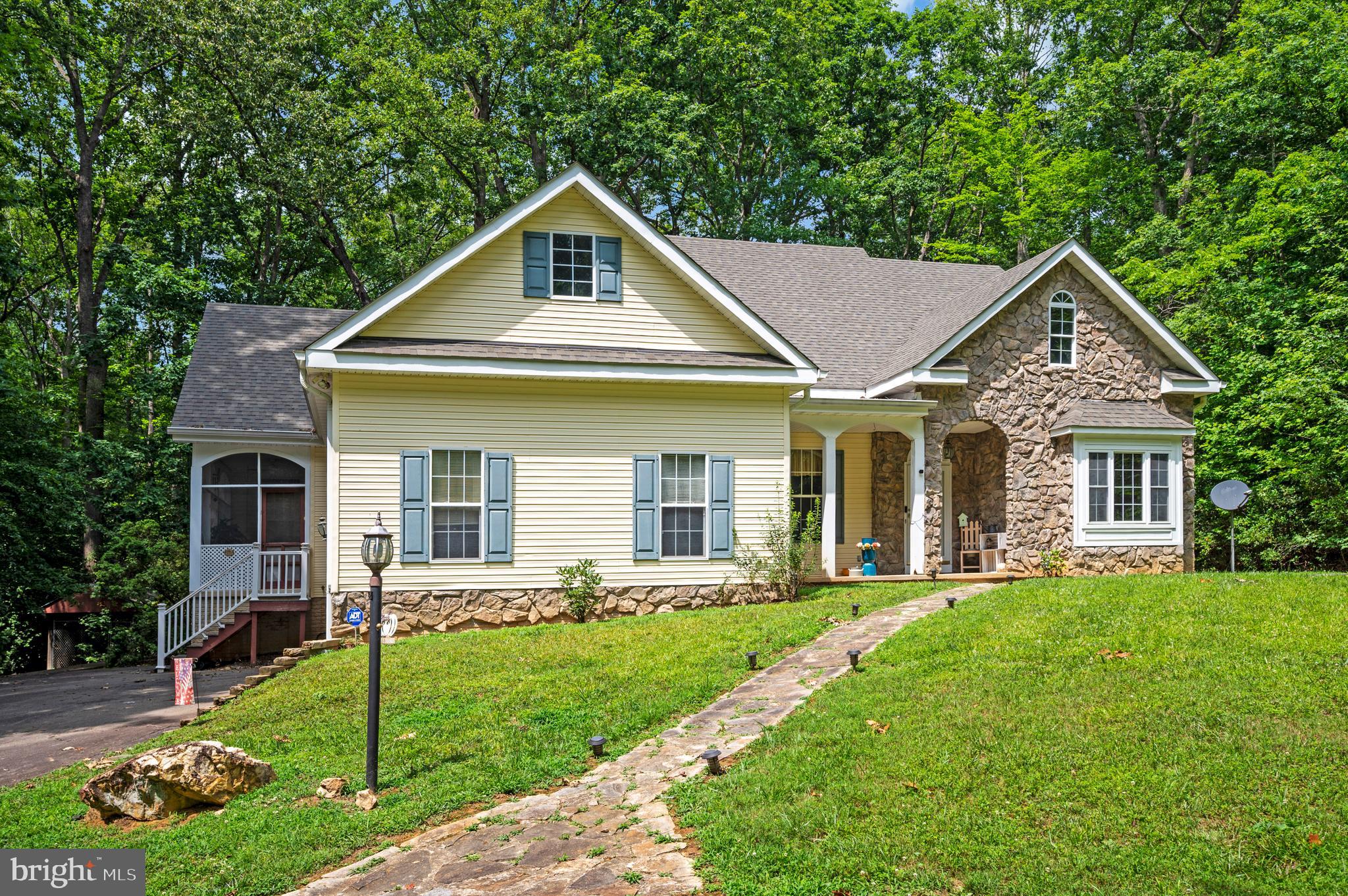 319 Richland Road Fredericksburg, VA 22406 - Photo 3 of 52