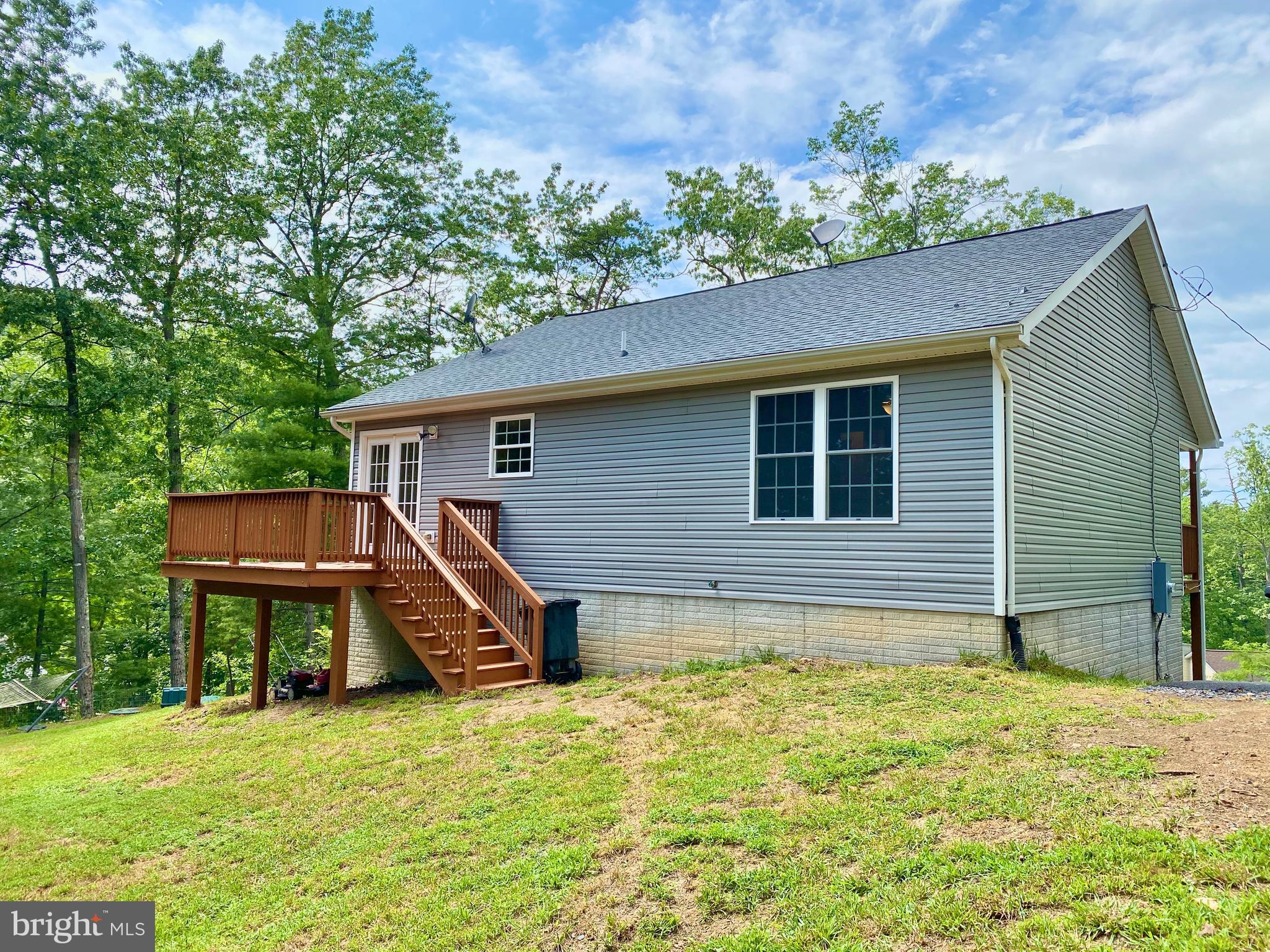 70 Spring Hollow Road Front Royal, VA 22630 - Photo 12 of 38 Rear of Home with Large Deck