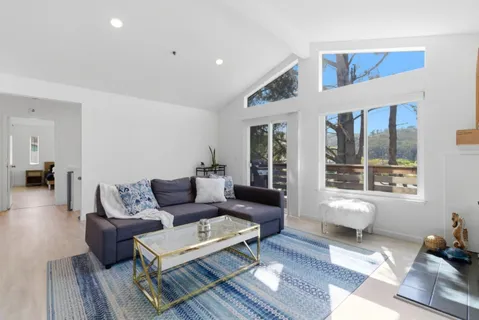 $880,000 | 939 Linda Mar Boulevard, Pacifica, CA 94044