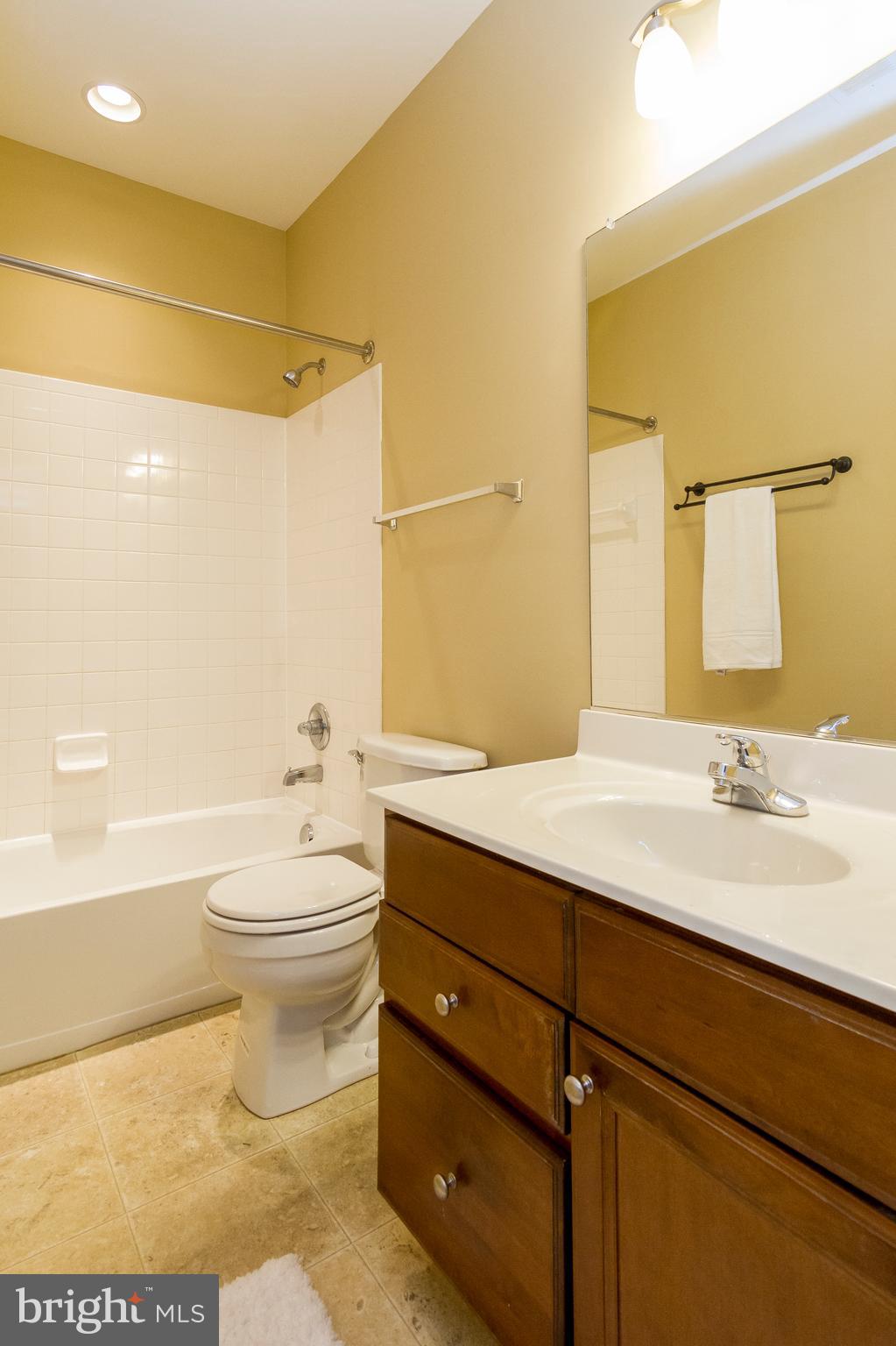 817 Kingsbrook Road Culpeper, VA 22701 - Photo 31 of 38 Full Upper Level Bathroom