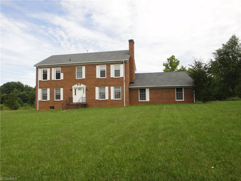 150 Martin Farm Road Madison, NC 27025 - Photo 3 of 28 Gallery Image 3