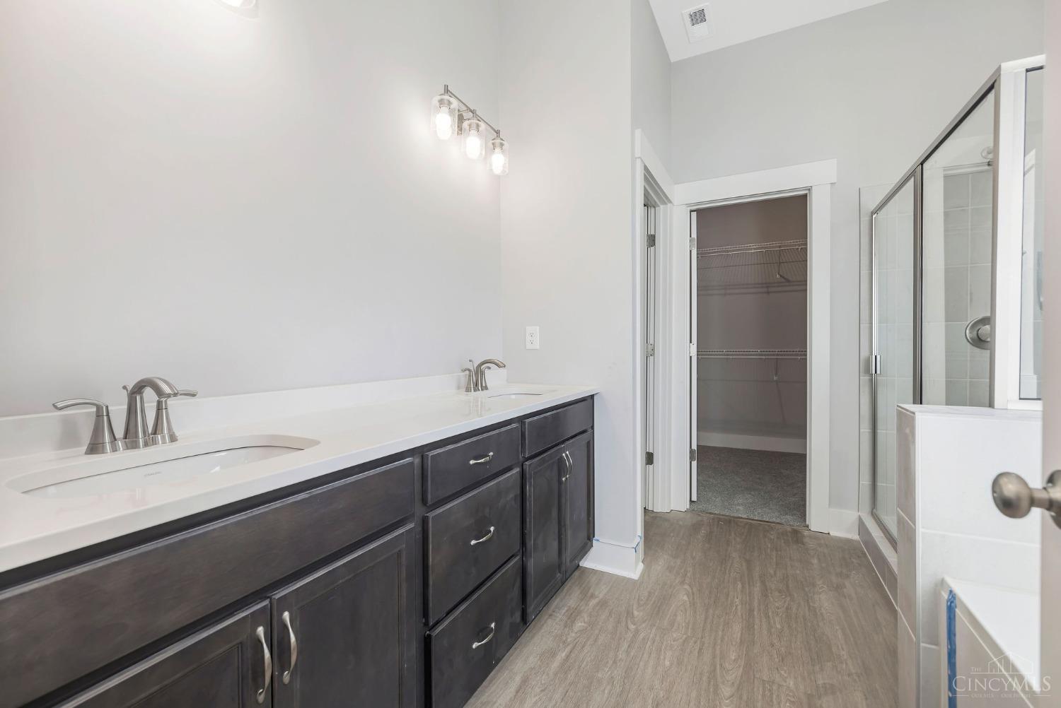 11847 Montgomery Road Cincinnati, OH 45249 - Photo 23 of 30 Gallery Image 23