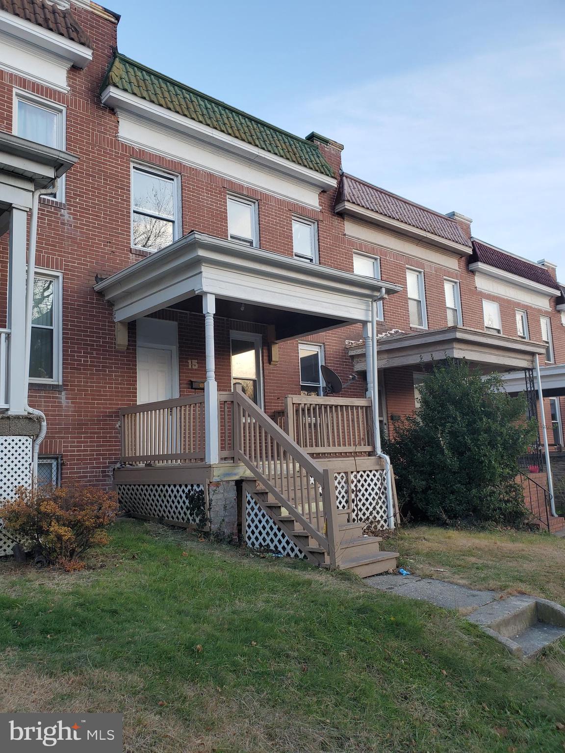 15 South Wickham Road Baltimore, MD 21229 - Photo 2 of 20 Gallery Image 2