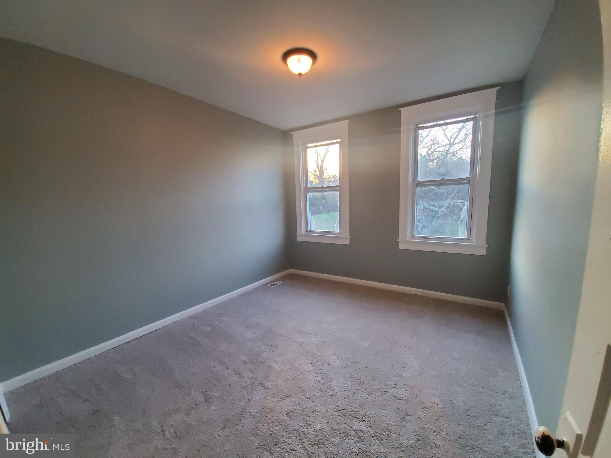 15 South Wickham Road Baltimore, MD 21229 - Photo 15 of 20 Gallery Image 15