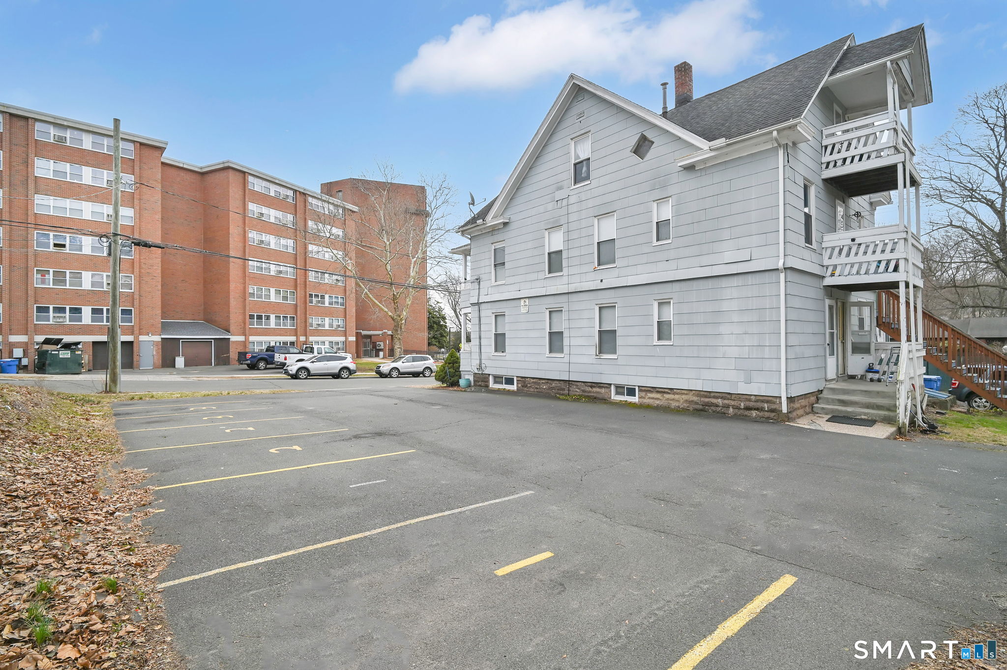 11 Addison Street Bristol, CT 06010 - Photo 6 of 30