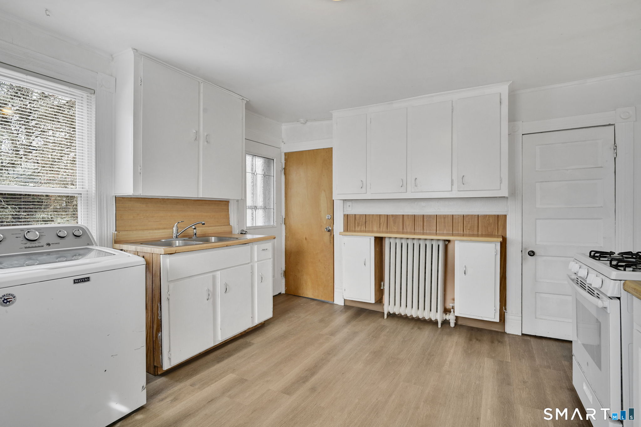 11 Addison Street Bristol, CT 06010 - Photo 8 of 30