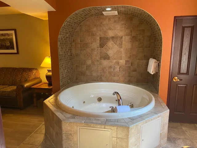 $224,900 | 2411 River Wisconsin Dells Wi 53965, Unit 2443, Wisconsin Dells, WI 53965