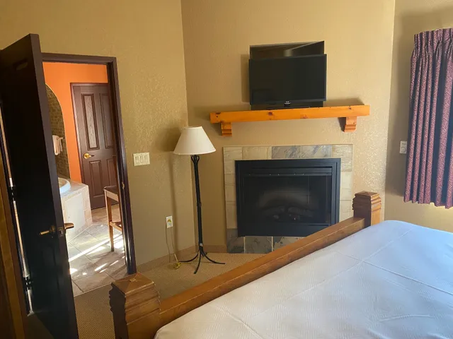 $224,900 | 2411 River Wisconsin Dells Wi 53965, Unit 2443, Wisconsin Dells, WI 53965