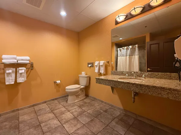 $224,900 | 2411 River Wisconsin Dells Wi 53965, Unit 2443, Wisconsin Dells, WI 53965