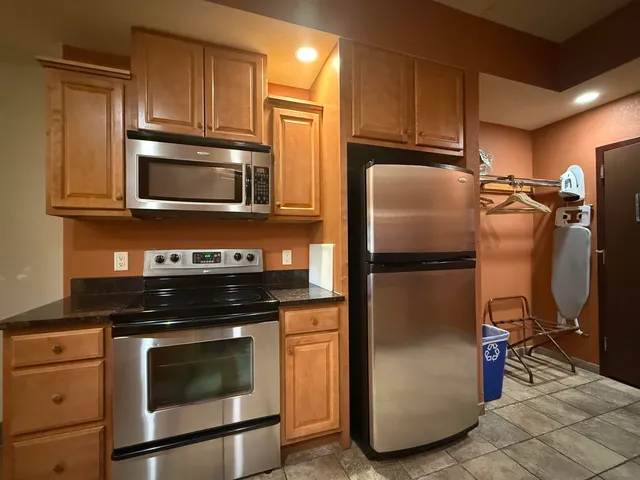 $224,900 | 2411 River Wisconsin Dells Wi 53965, Unit 2443, Wisconsin Dells, WI 53965